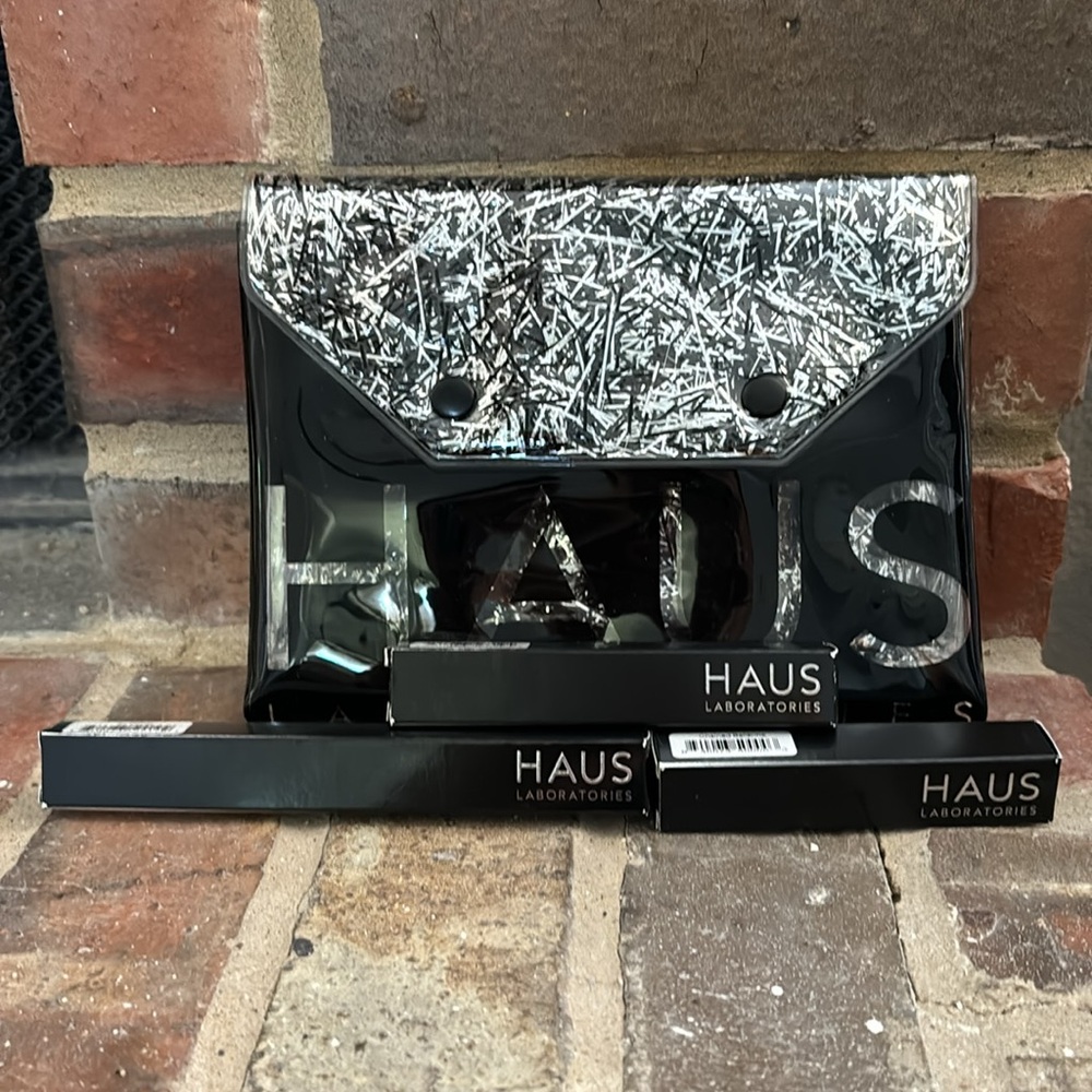Haus Laboratories Glam bag - Picture 2 of 2